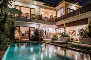 Villa Simba 4 BR Canggu Walking Distance to The Beach